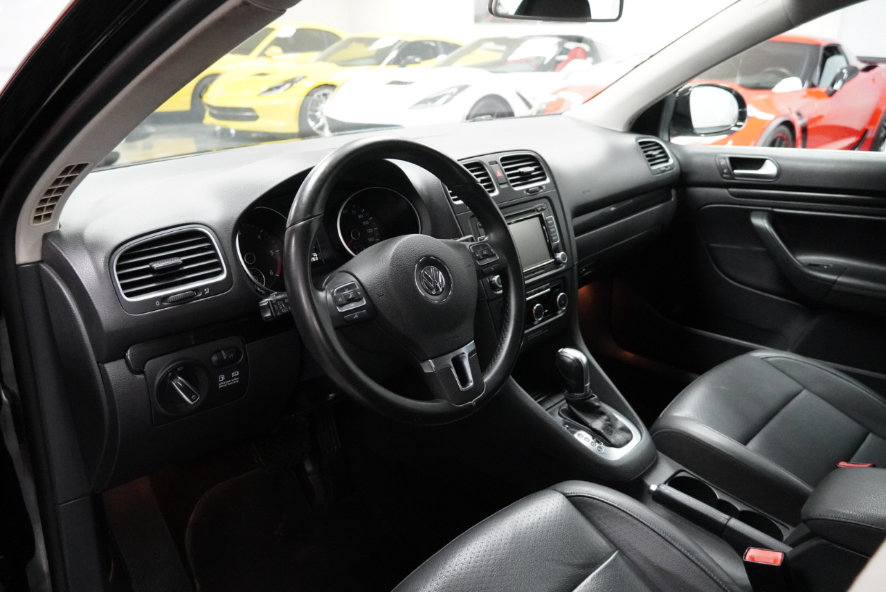 Volkswagen Jetta SportWagen  2011