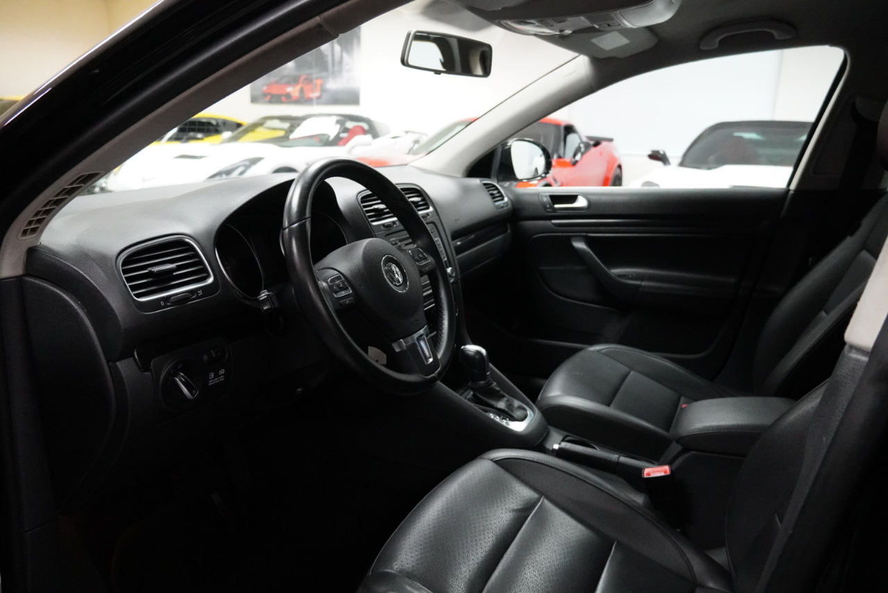 Volkswagen Jetta SportWagen  2011