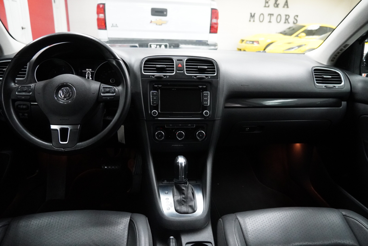 Volkswagen Jetta SportWagen  2011