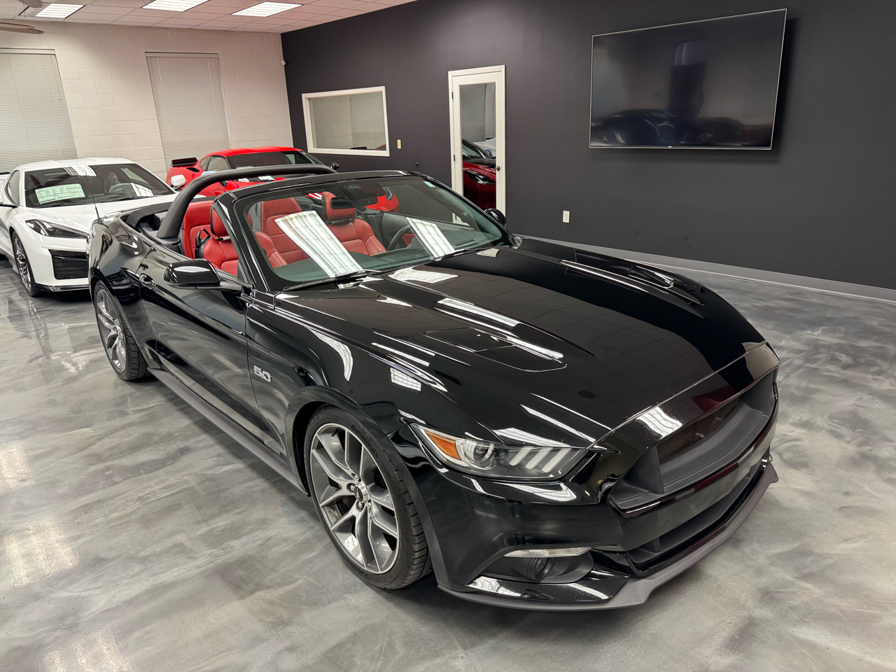 Ford Mustang GT Premium Convertible 2017 Ford Mustang GT Premium Convertible 2017
