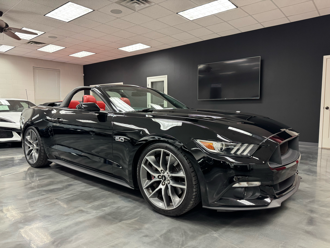 Ford Mustang GT Premium Convertible 2017 Ford Mustang GT Premium Convertible 2017