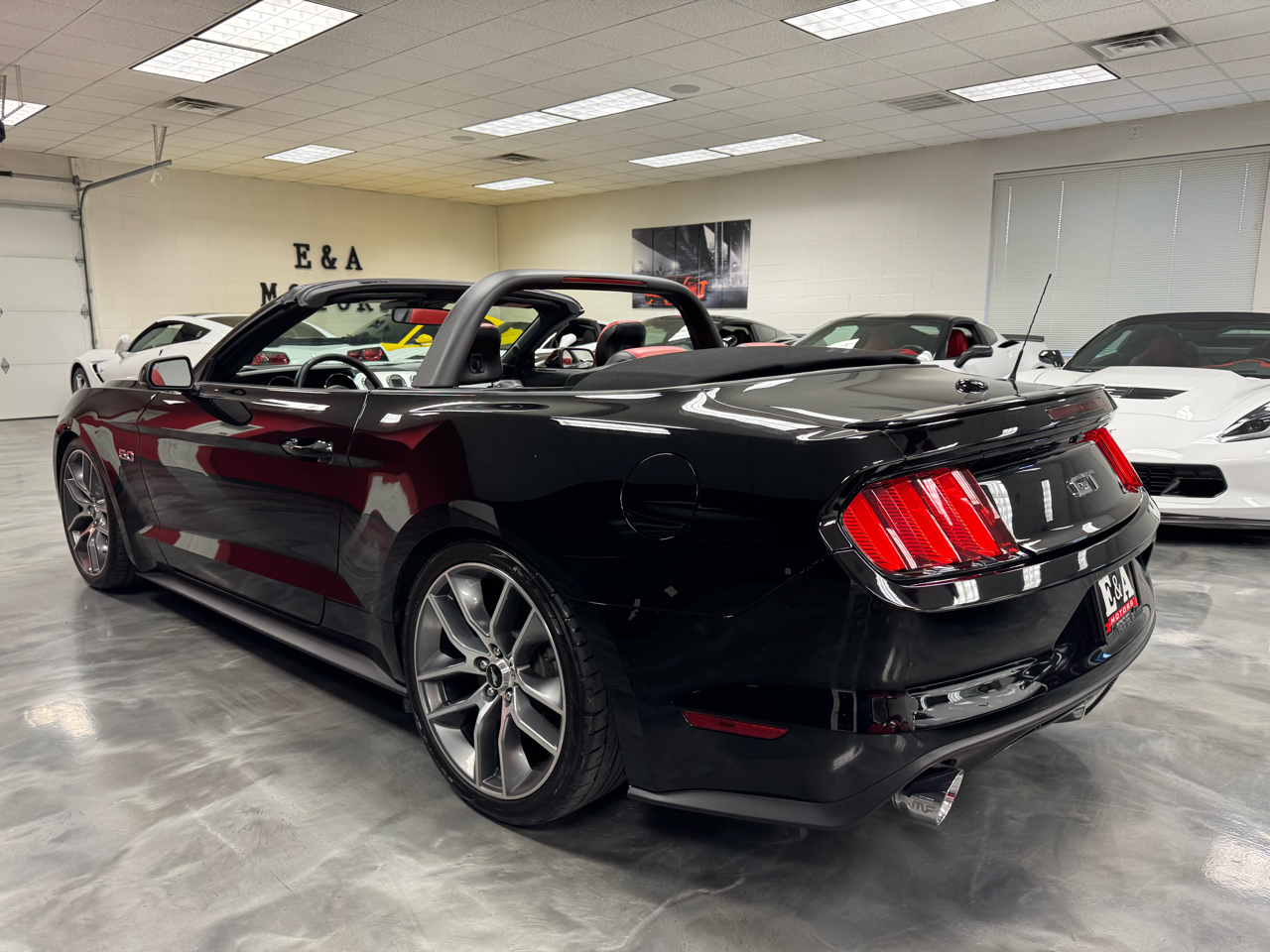 Ford Mustang GT Premium Convertible 2017 Ford Mustang GT Premium Convertible 2017
