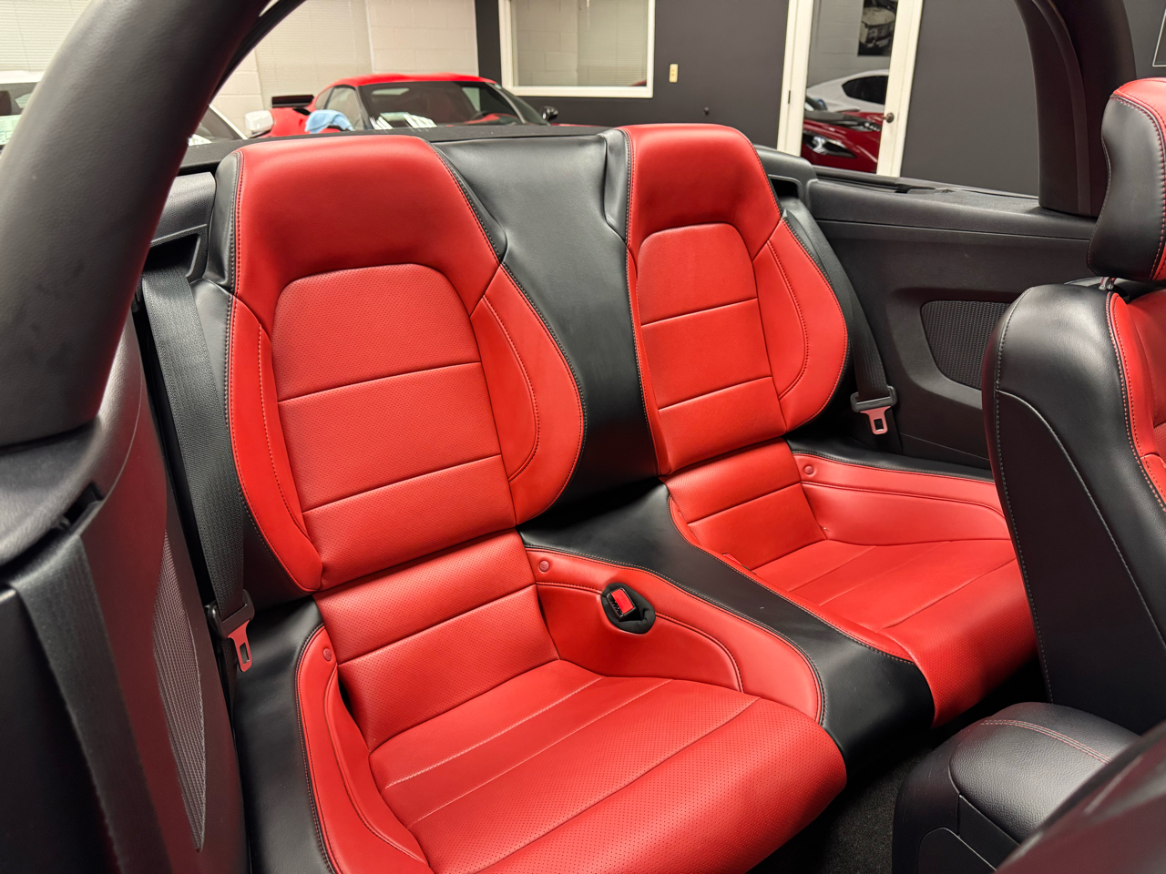 Ford Mustang GT Premium Convertible 2017 Ford Mustang GT Premium Convertible 2017