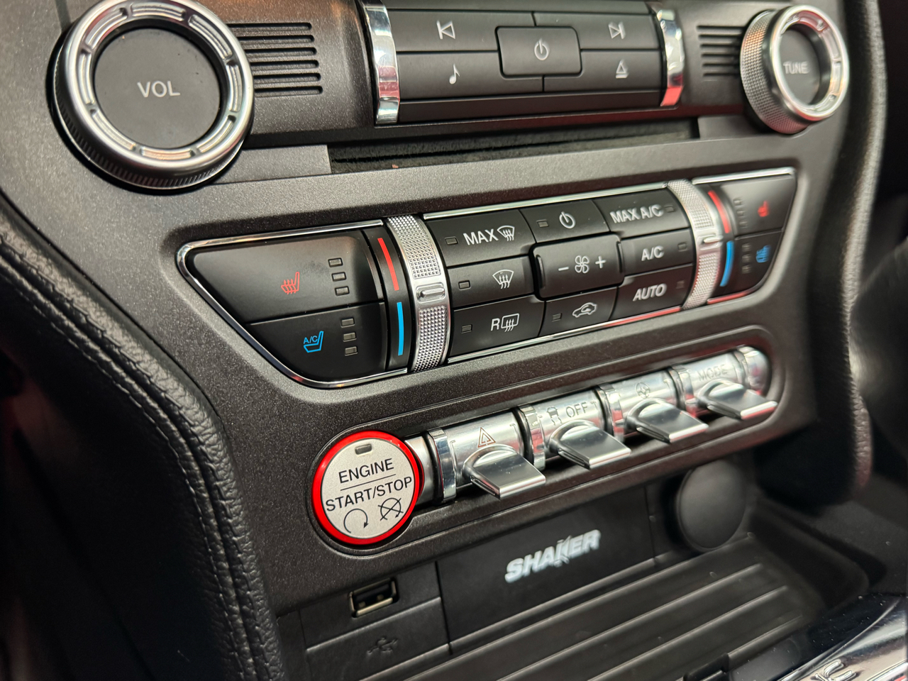 Ford Mustang GT Premium Convertible 2017 Ford Mustang GT Premium Convertible 2017