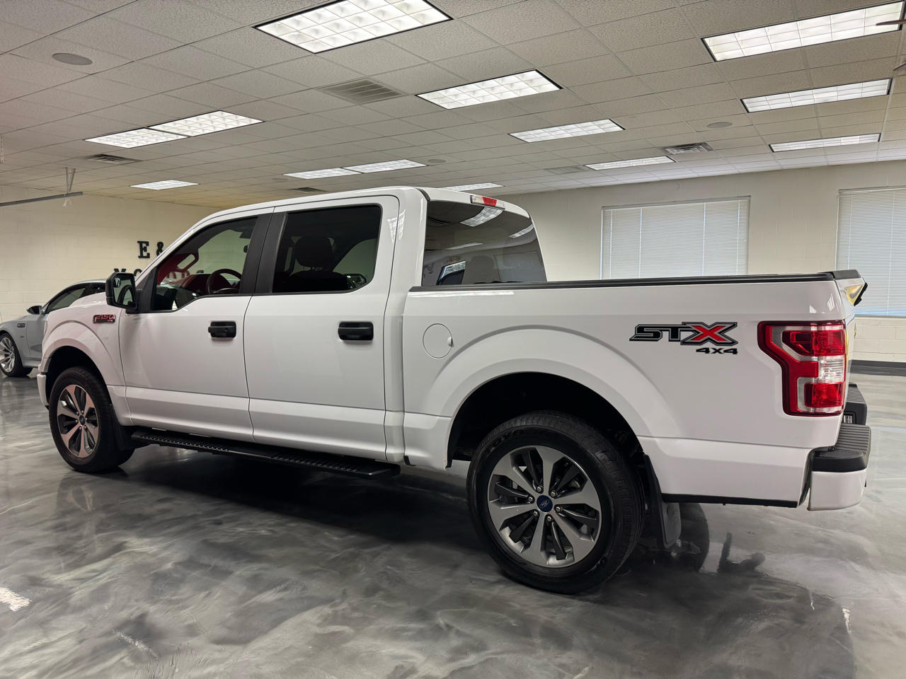 2019 Ford F-150 XLT photo 5