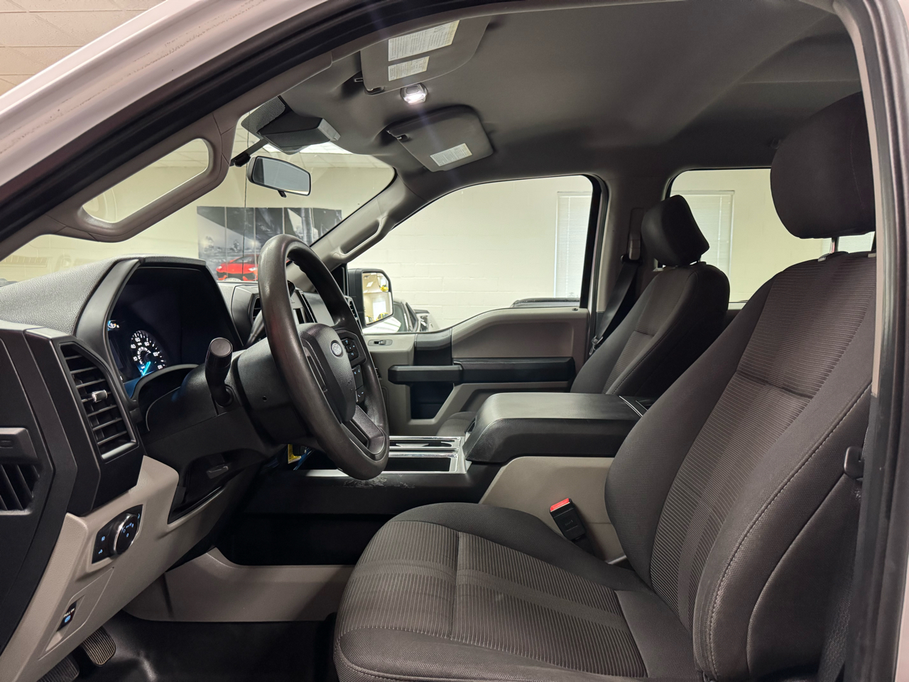 2019 Ford F-150 XLT photo 12