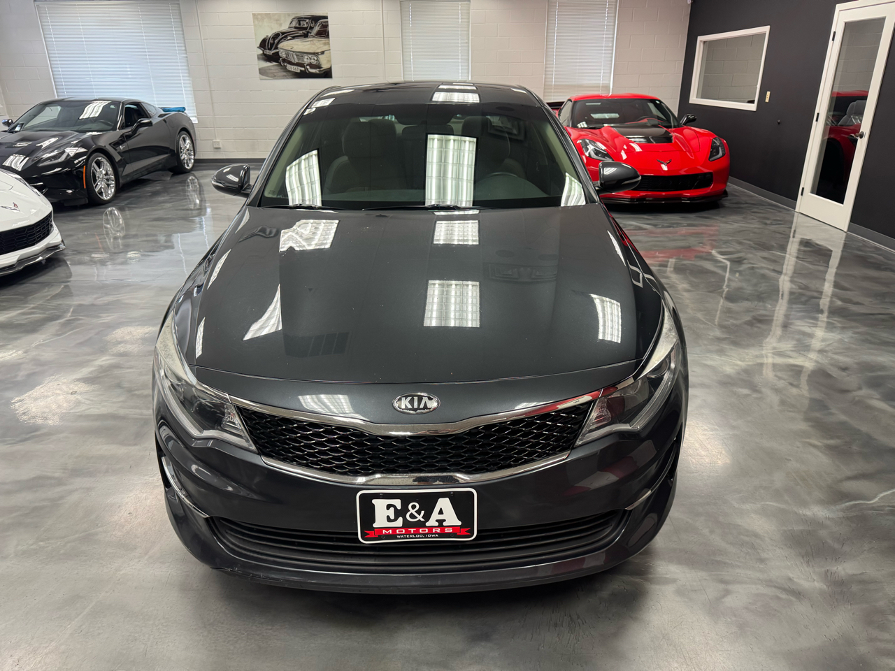 2017 Kia Optima LX photo 15