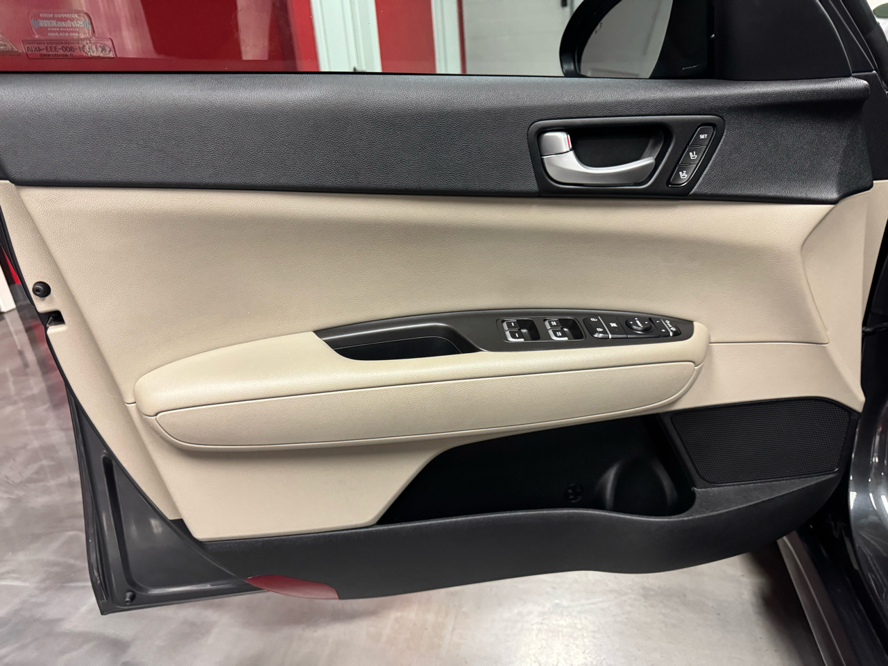 2017 Kia Optima LX photo 19
