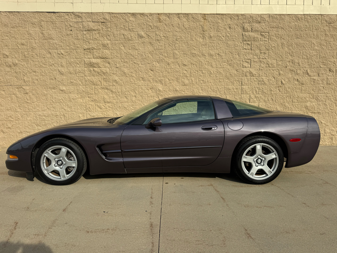 1998 Chevrolet Corvette photo 2