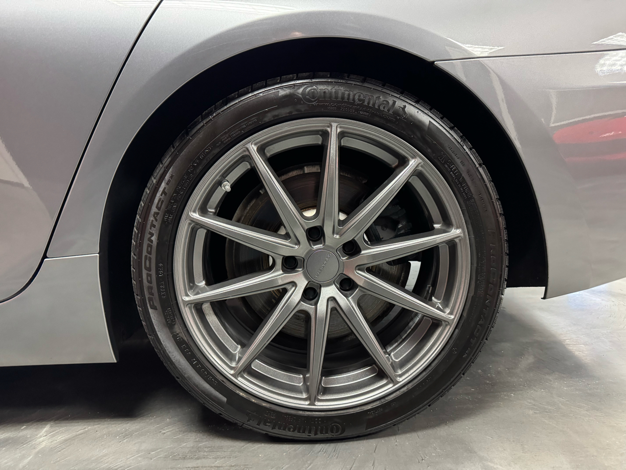 BMW 6 Series 650i xDrive Gran Coupe 2013