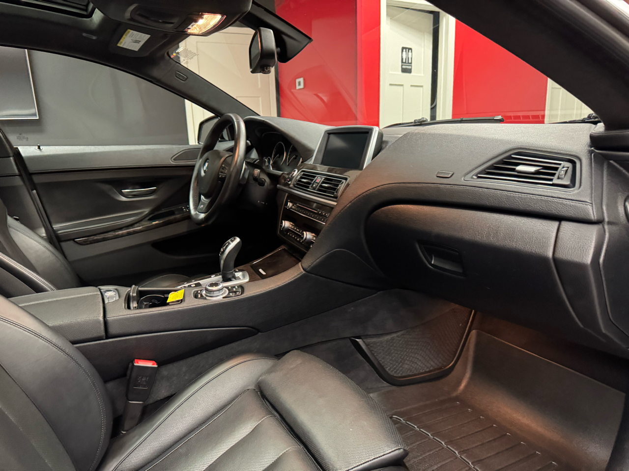 BMW 6 Series 650i xDrive Gran Coupe 2013