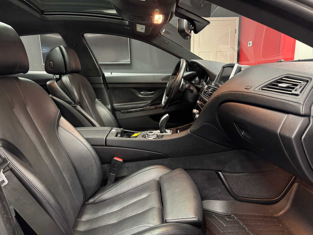 BMW 6 Series 650i xDrive Gran Coupe 2013