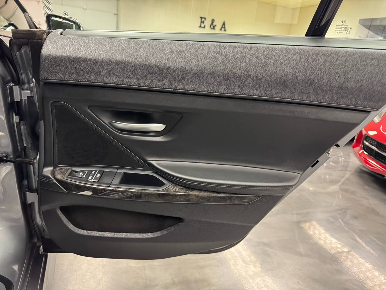 BMW 6 Series 650i xDrive Gran Coupe 2013