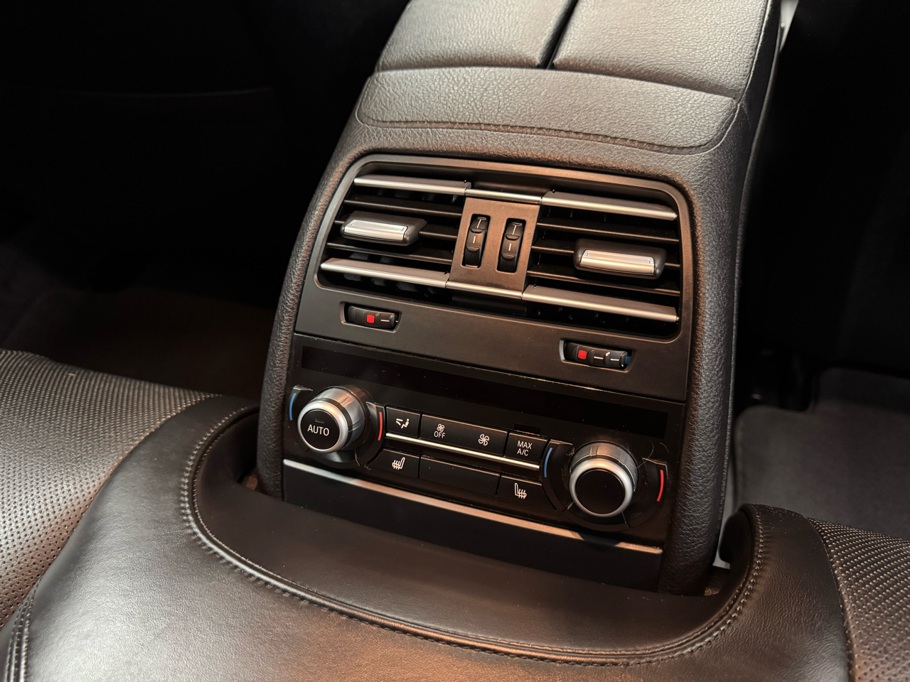 BMW 6 Series 650i xDrive Gran Coupe 2013