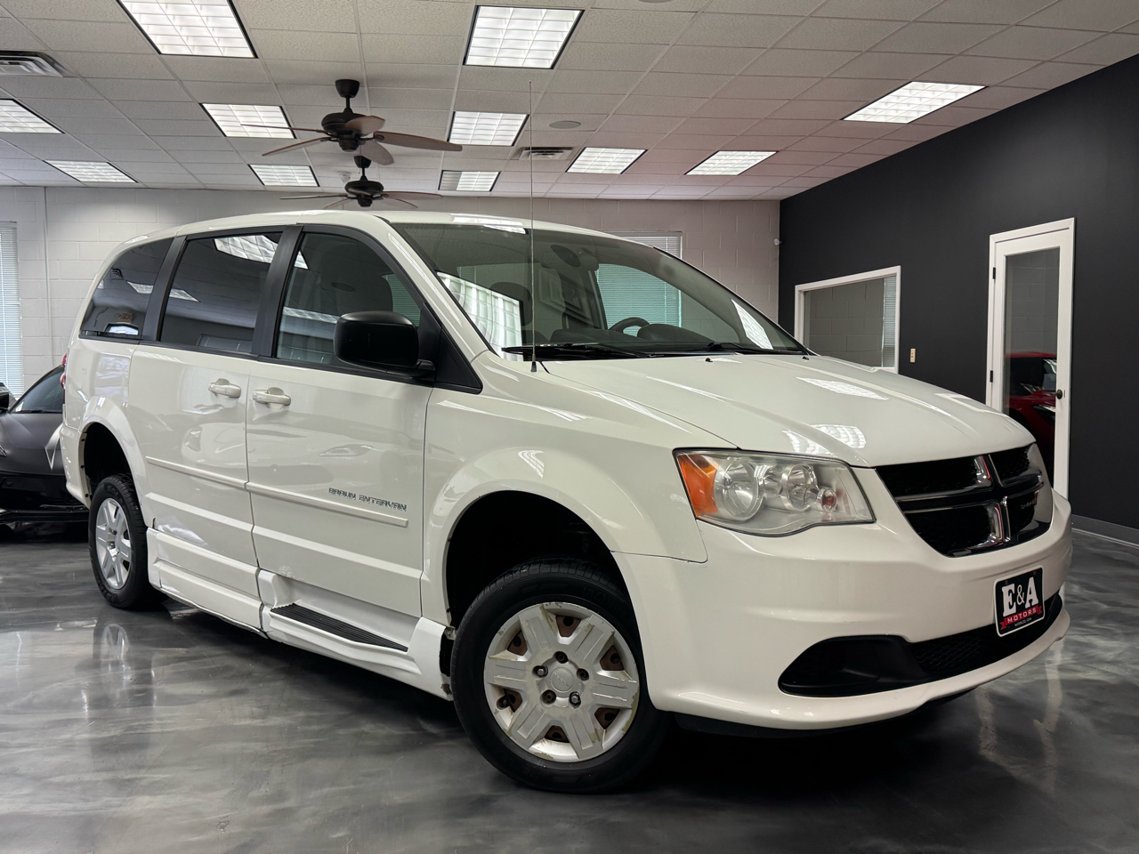 Dodge Grand Caravan  2012