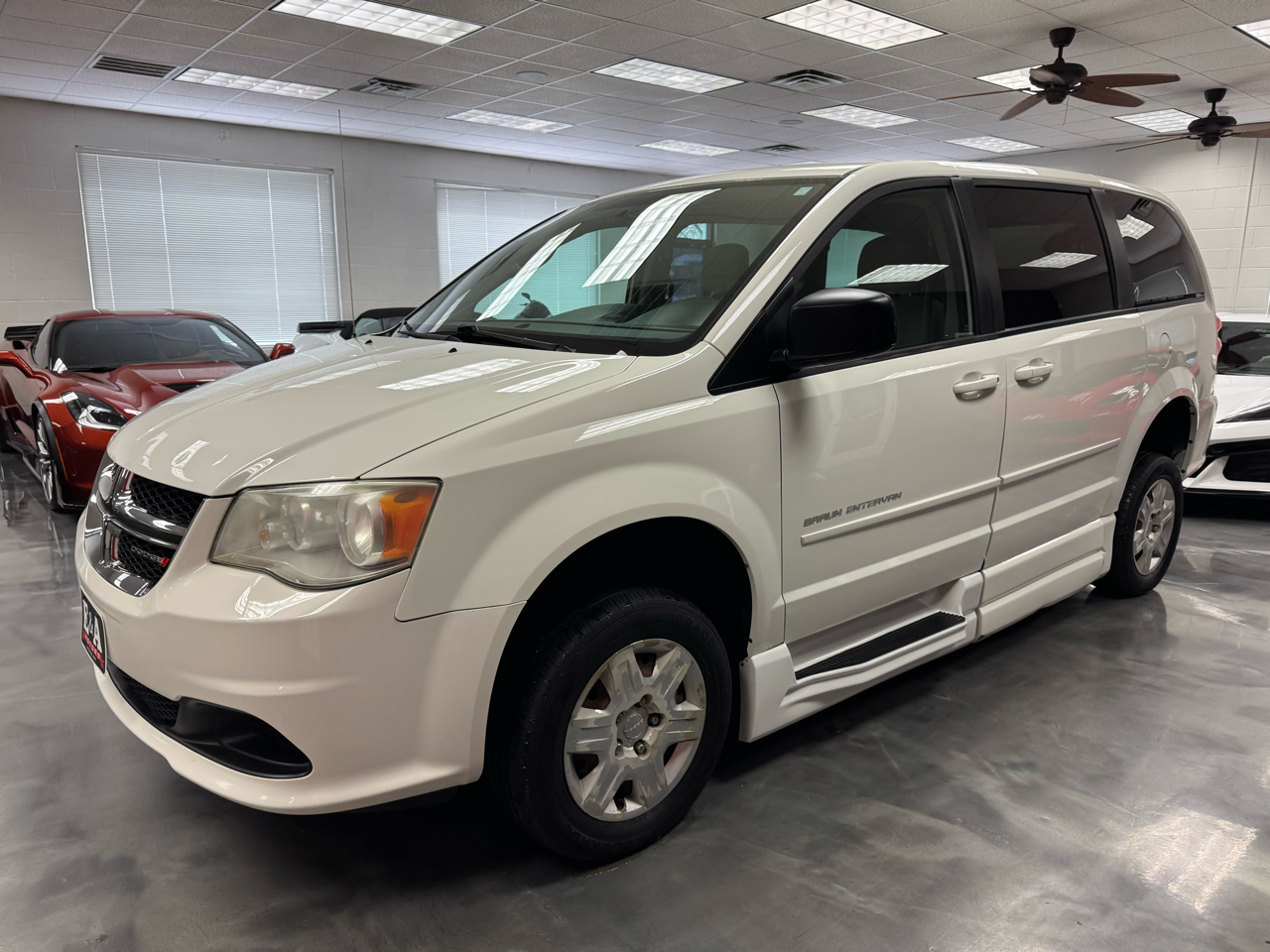 Dodge Grand Caravan  2012