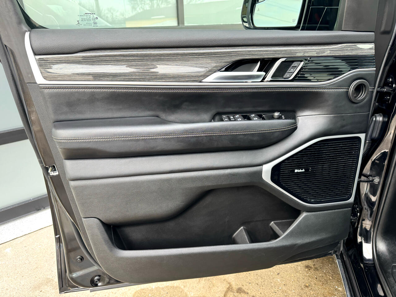 Jeep Wagoneer Series III 4x4 2022