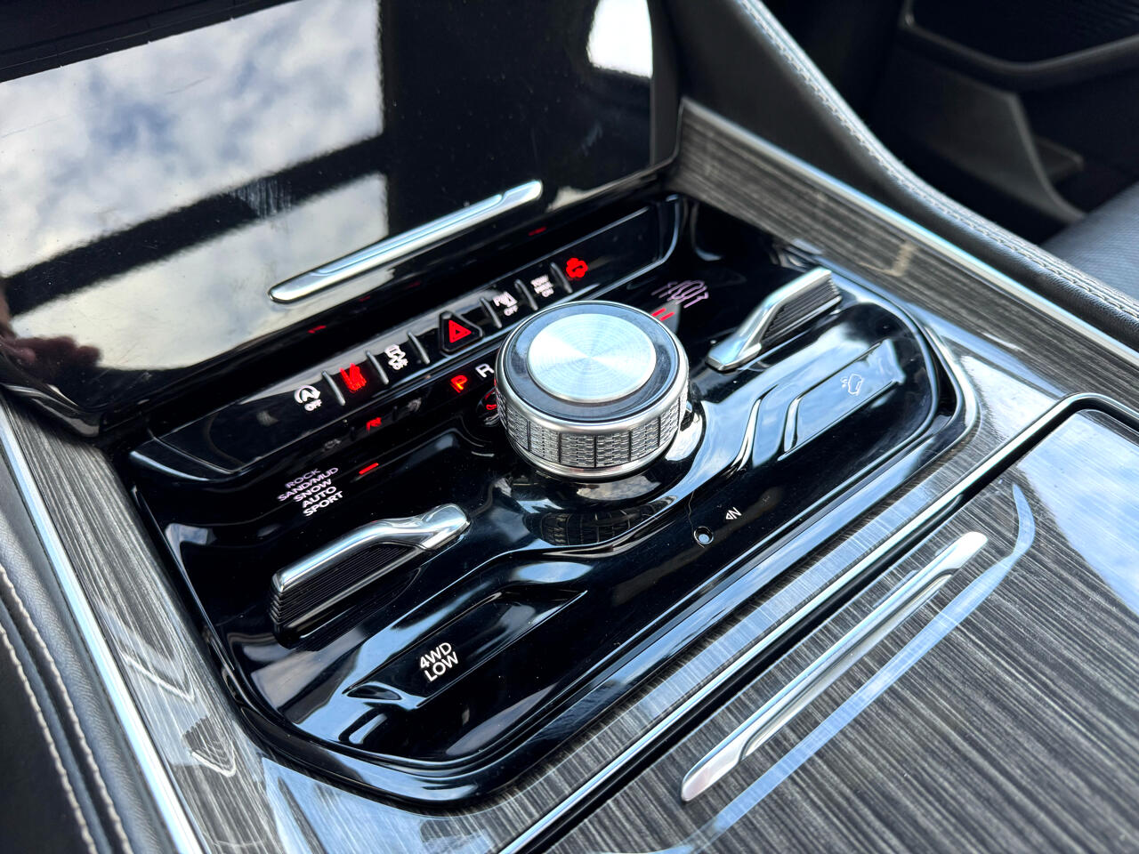 Jeep Wagoneer Series III 4x4 2022