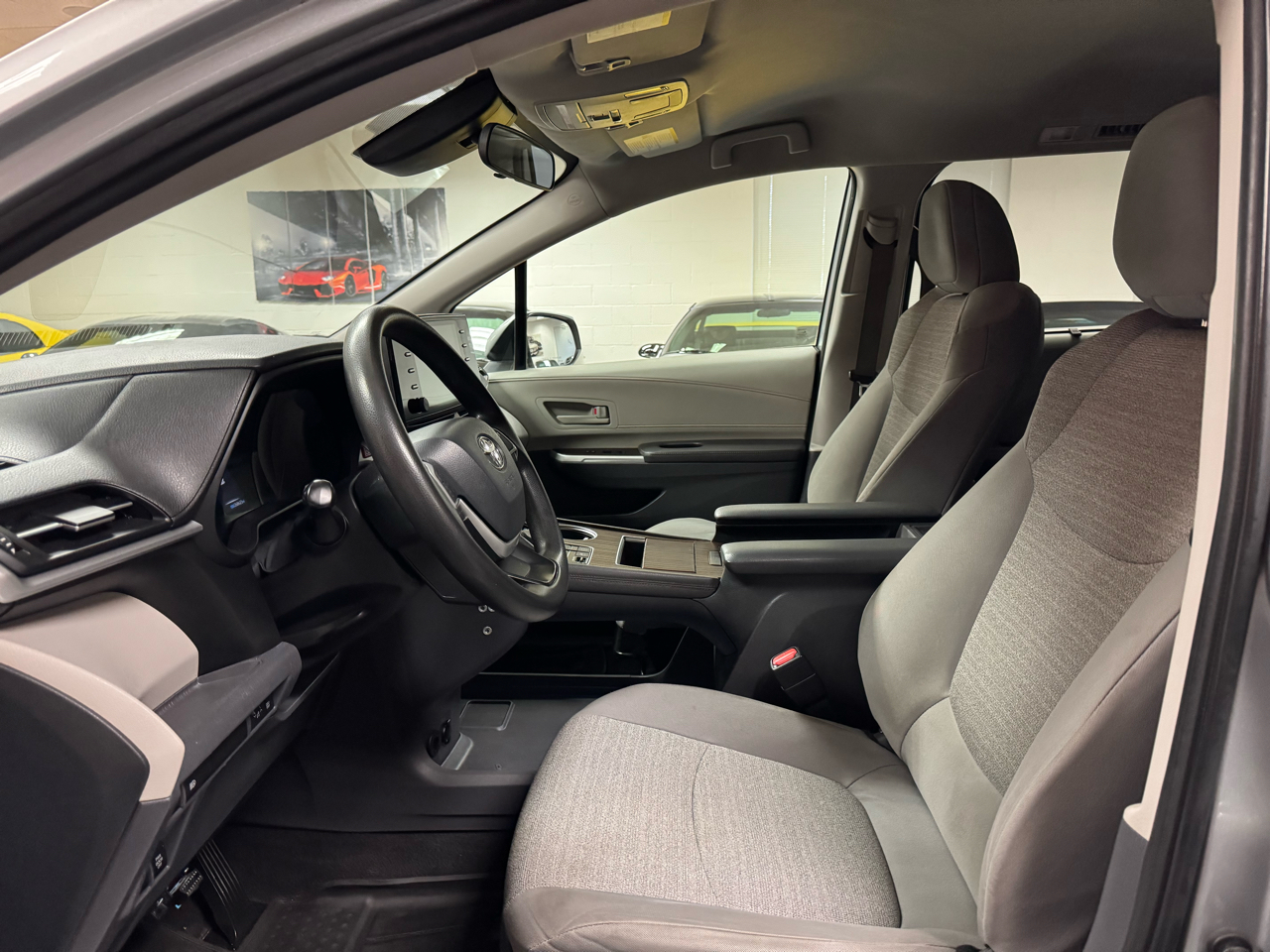 Toyota Sienna LE AWD 2021