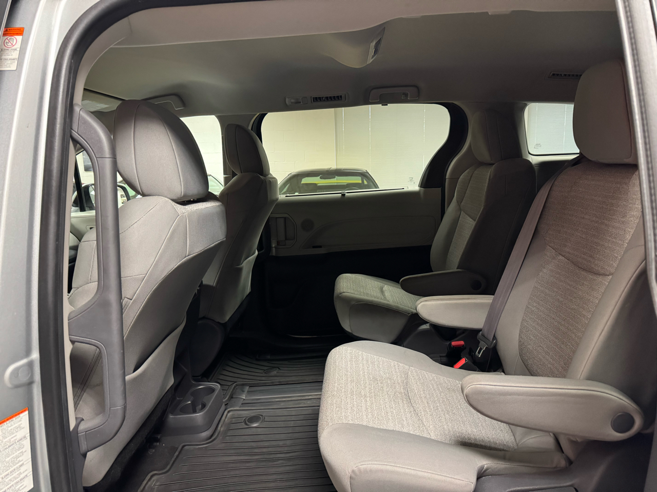 Toyota Sienna LE AWD 2021