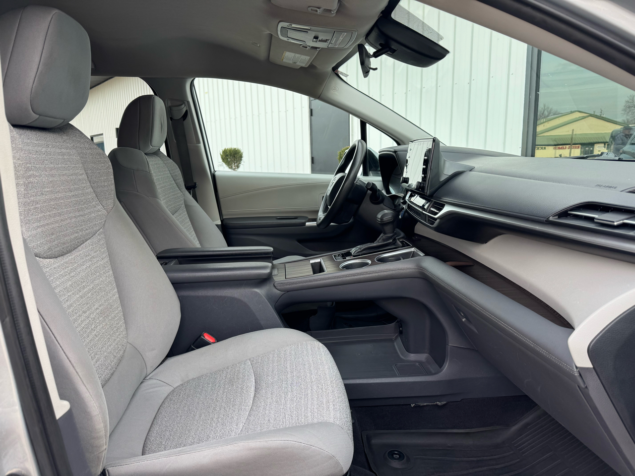 Toyota Sienna LE AWD 2021