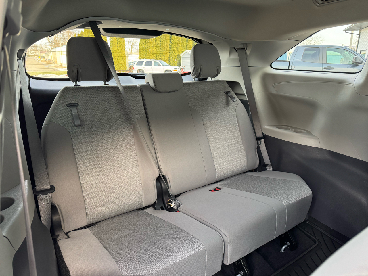 Toyota Sienna LE AWD 2021