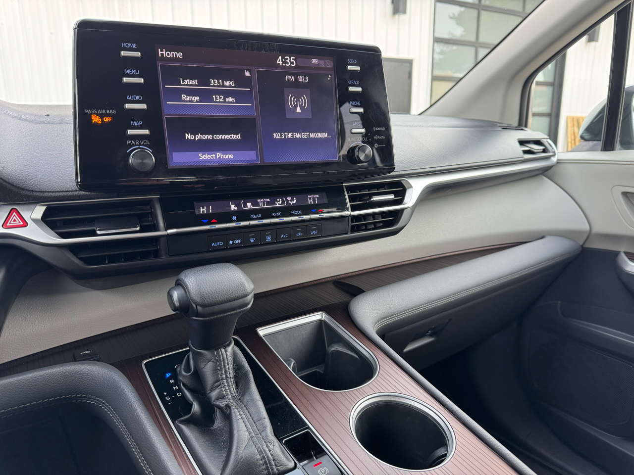 Toyota Sienna LE AWD 2021