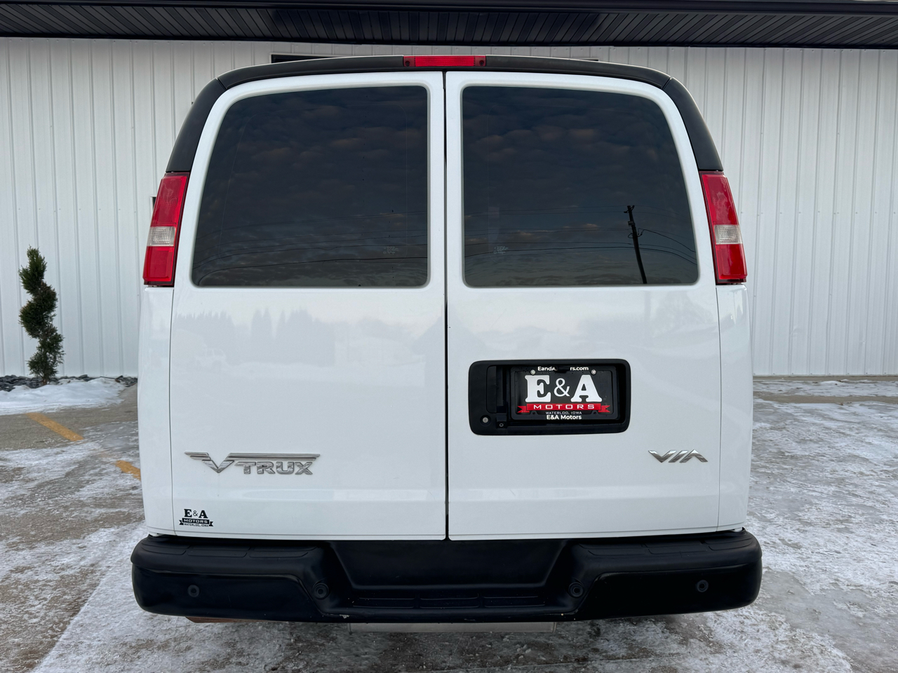 Chevrolet Express Cargo Van RWD 2500 135" 2015