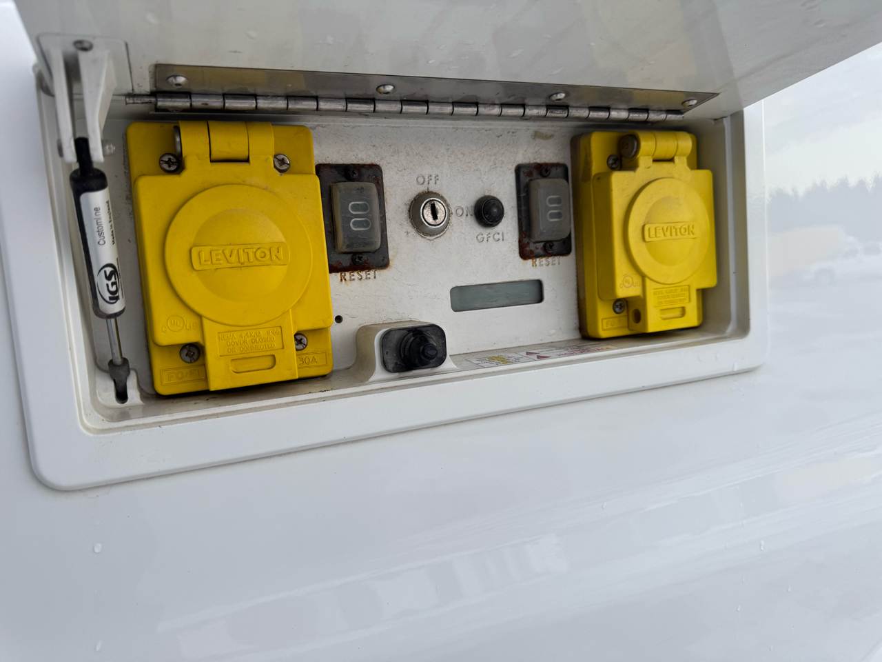 Chevrolet Express Cargo Van RWD 2500 135" 2015