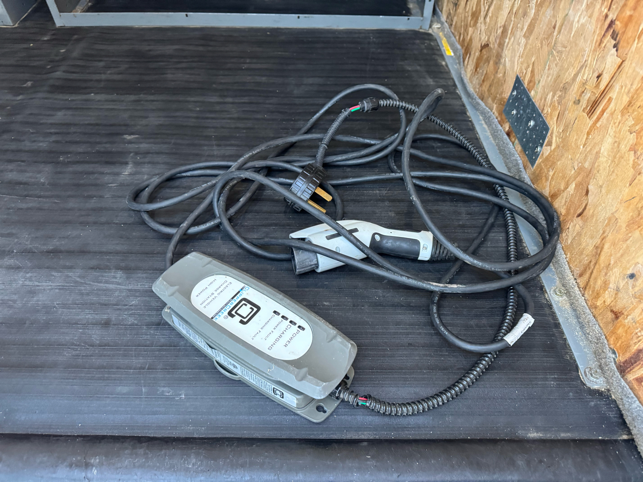 Chevrolet Express Cargo Van RWD 2500 135" 2015