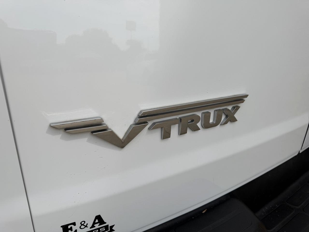 Chevrolet Express Cargo Van RWD 2500 135" 2015