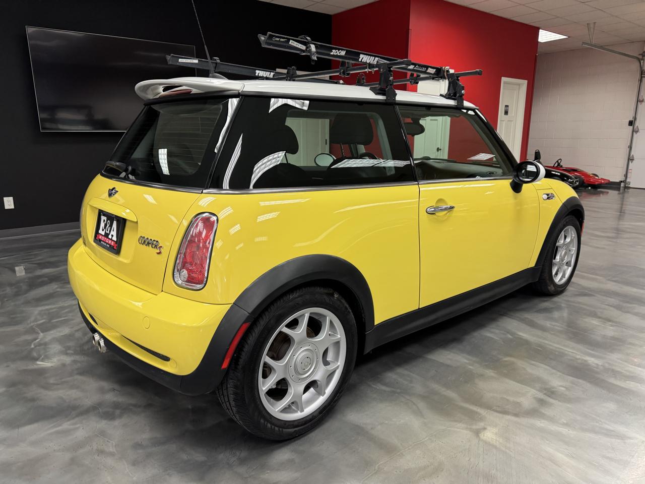 MINI Cooper Hardtop 2dr Cpe S 2005