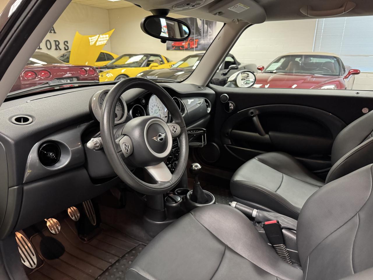 MINI Cooper Hardtop 2dr Cpe S 2005