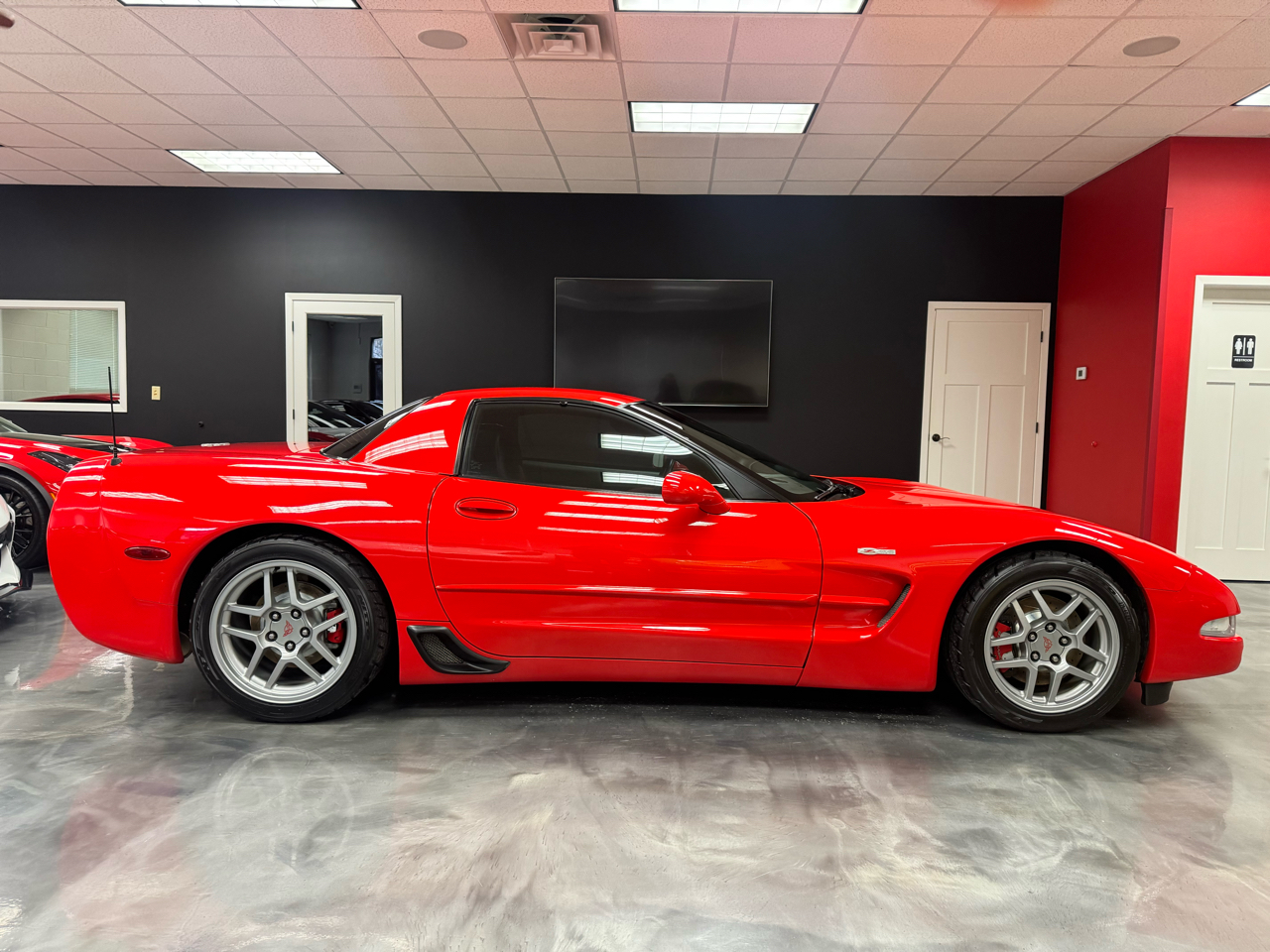 Chevrolet Corvette  2003