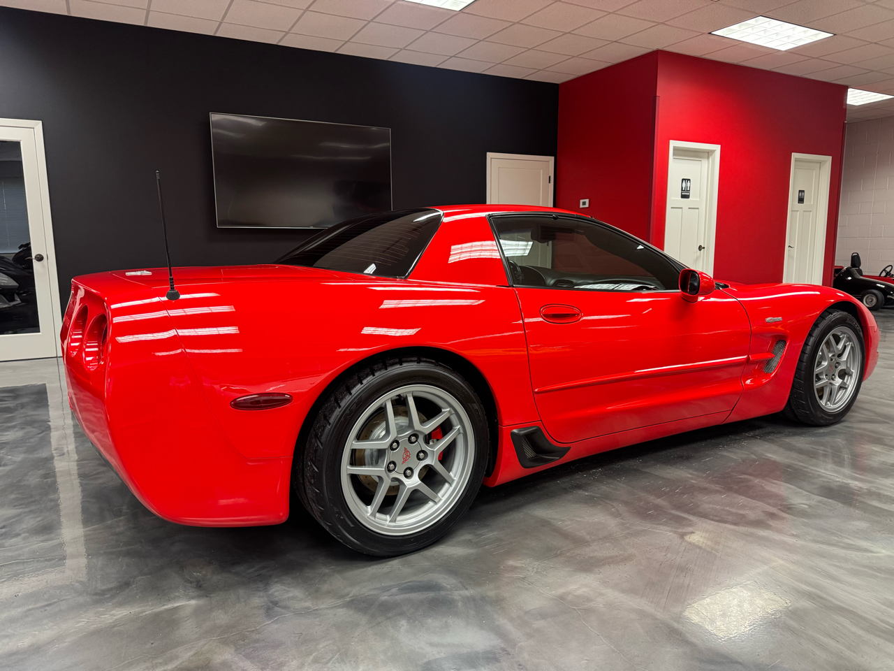 Chevrolet Corvette  2003