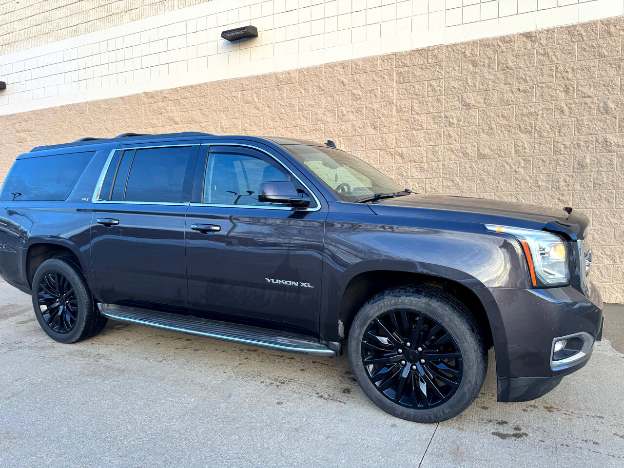 GMC Yukon XL 4WD 4dr SLT 2015