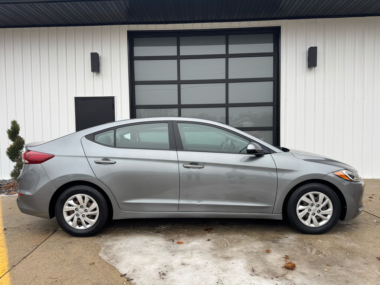 Hyundai Elantra  2017