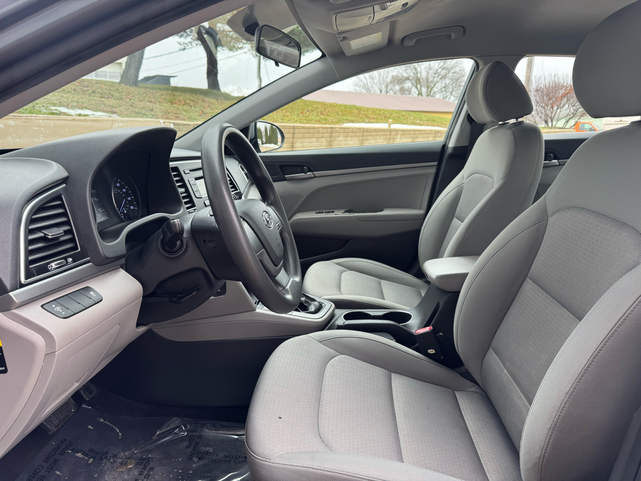 Hyundai Elantra  2017