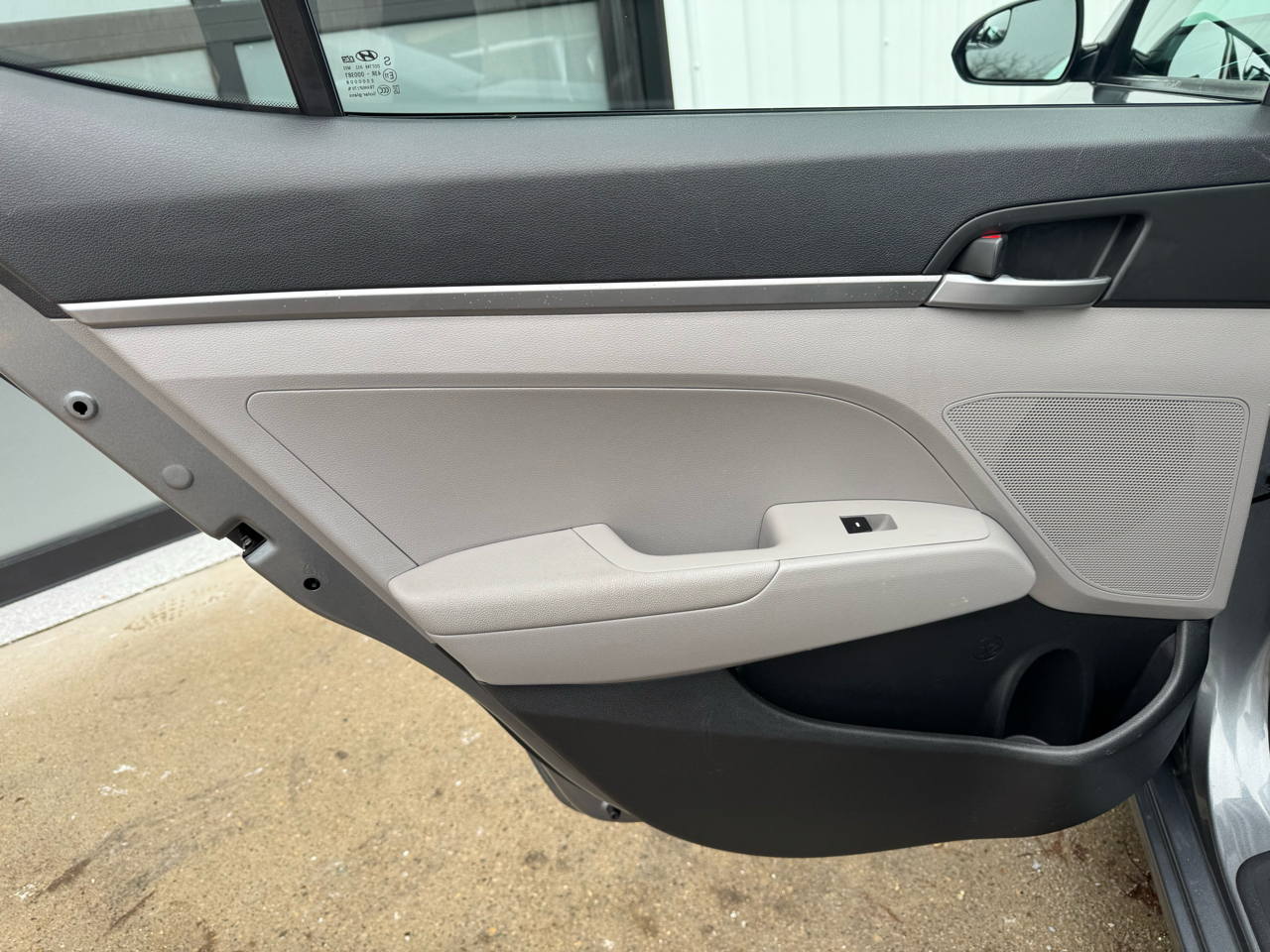 Hyundai Elantra  2017