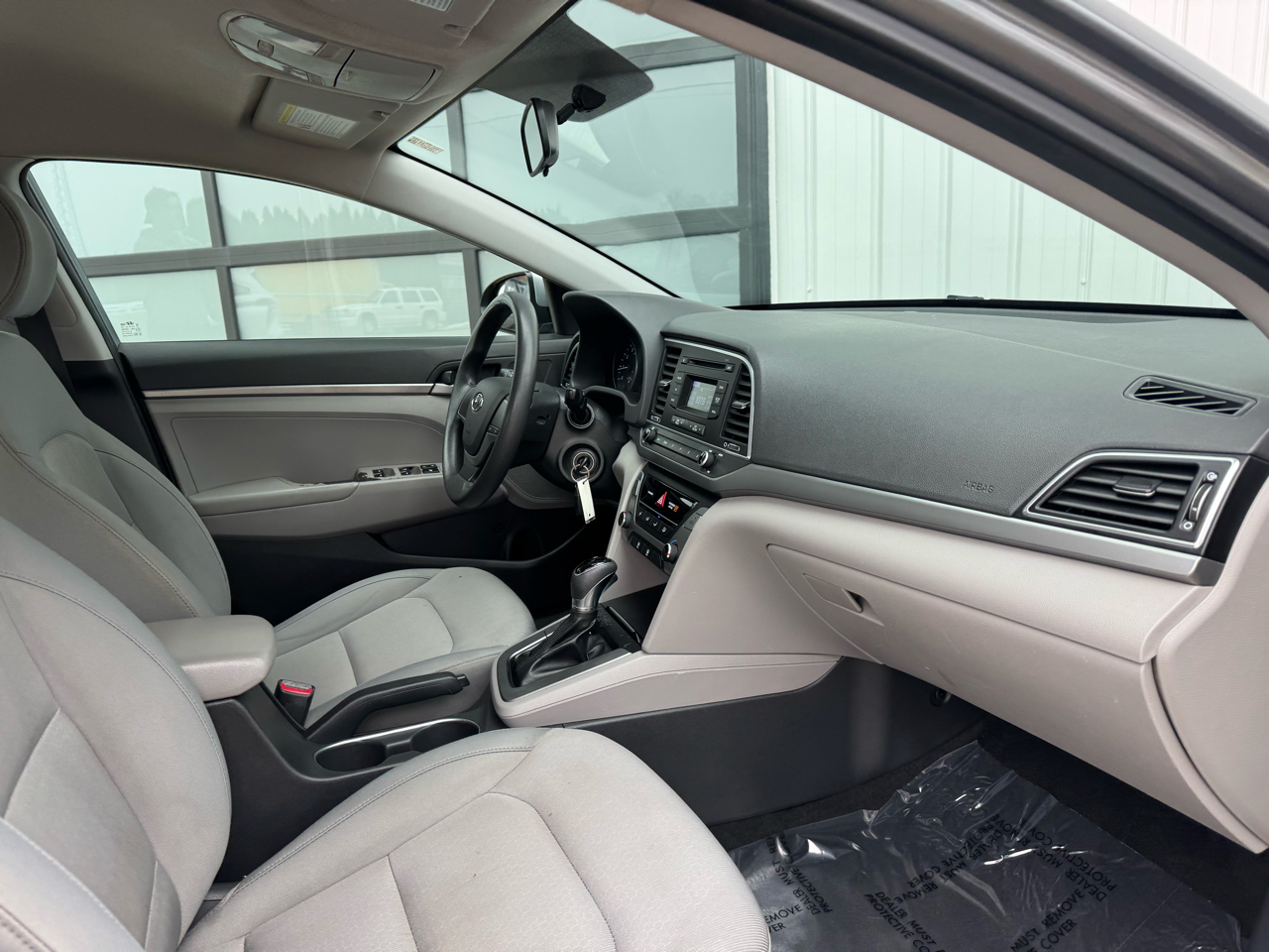 Hyundai Elantra  2017