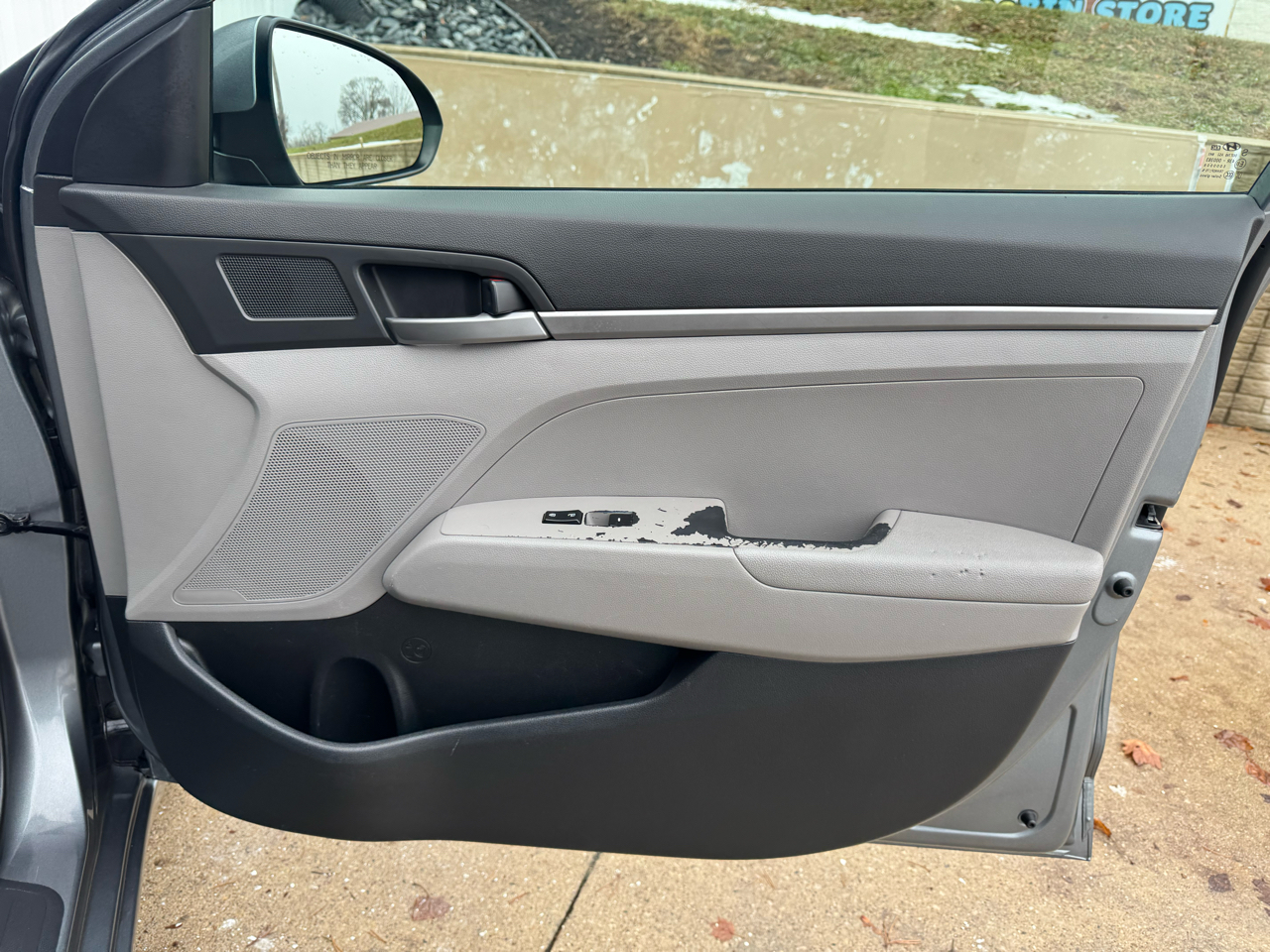 Hyundai Elantra  2017