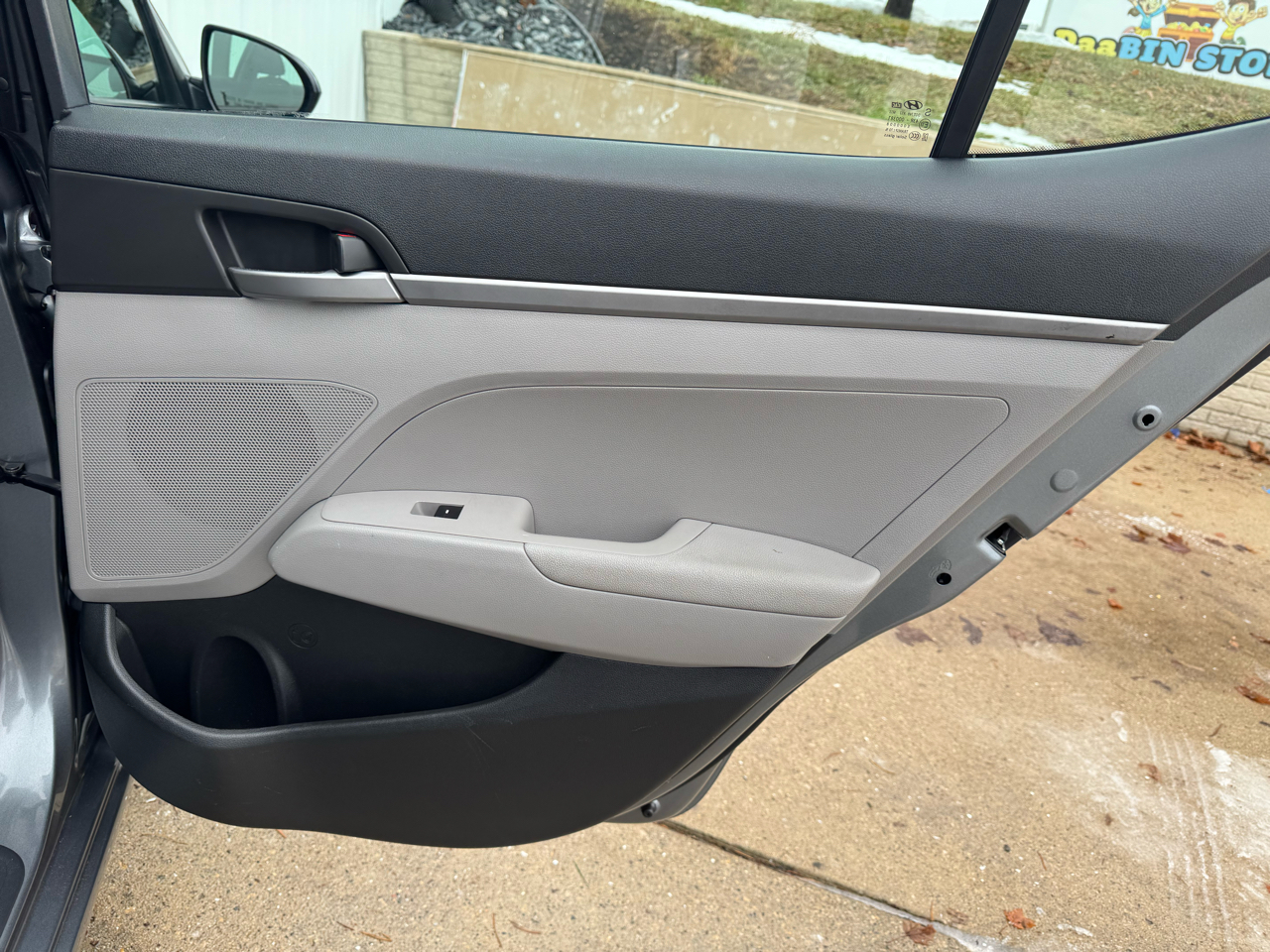 Hyundai Elantra  2017