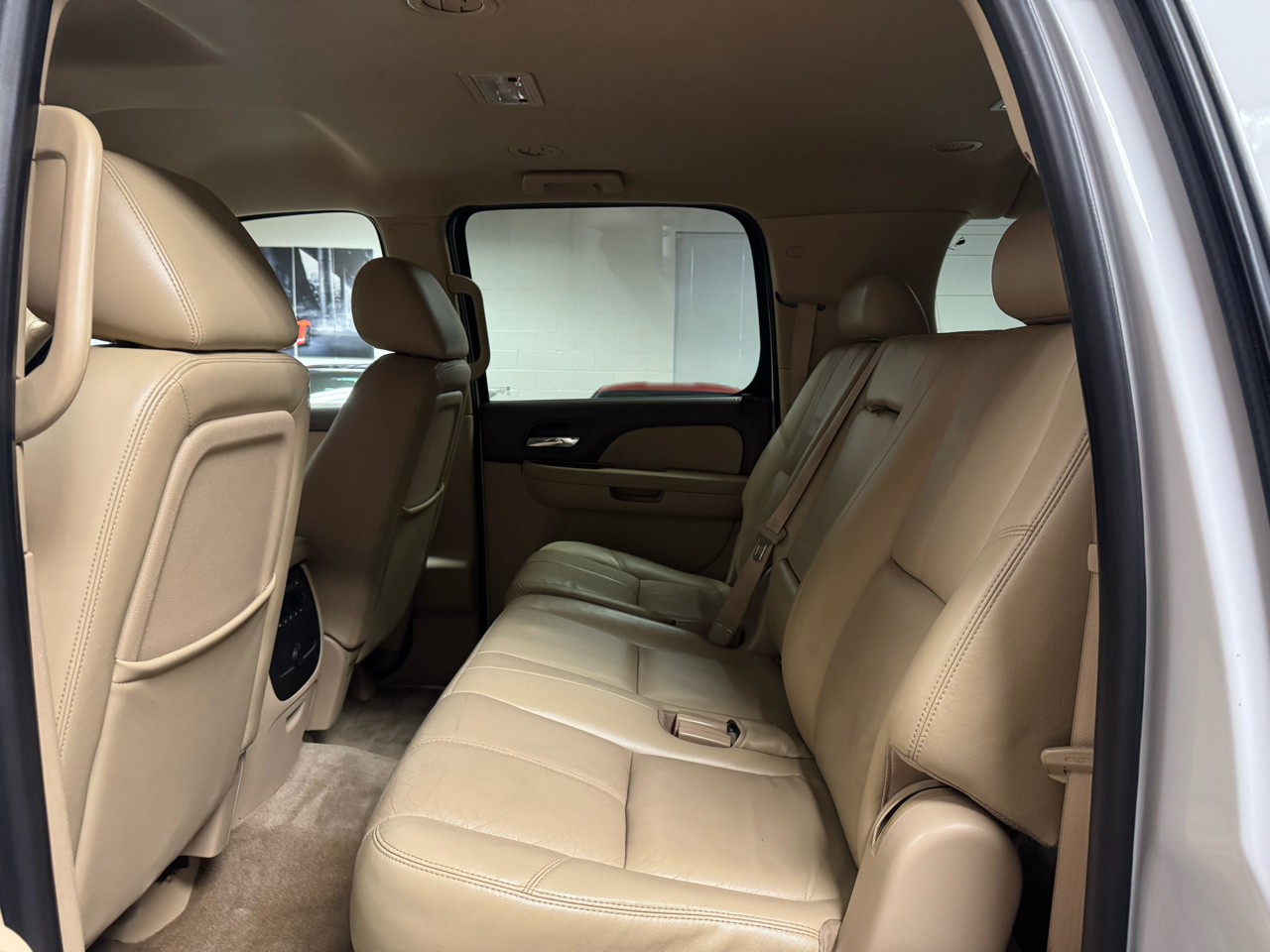 GMC Yukon XL SLT 4WD 2010