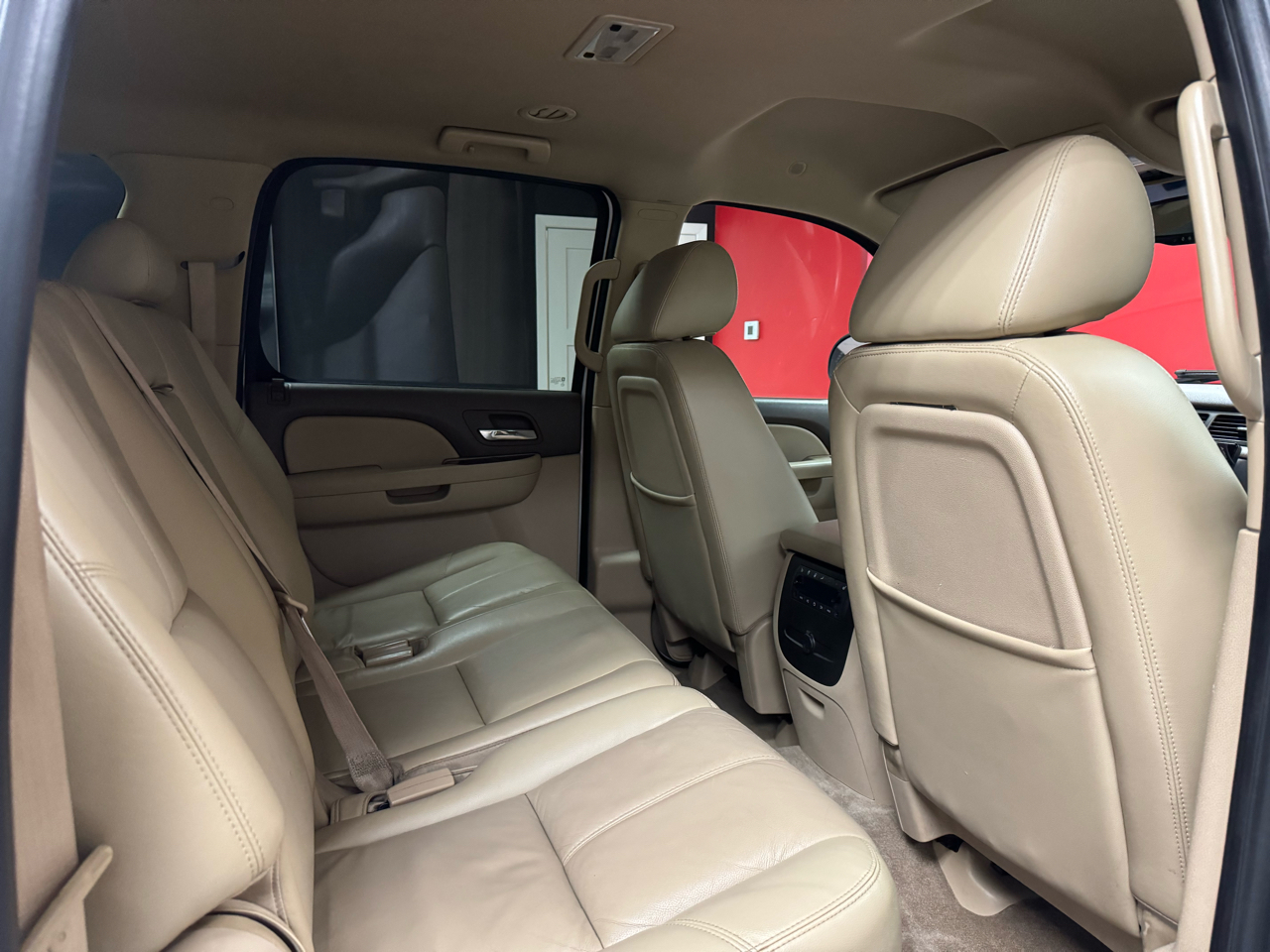 GMC Yukon XL SLT 4WD 2010