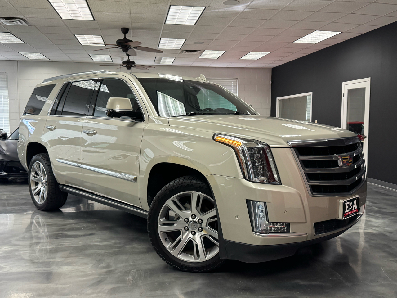 Cadillac Escalade  2017