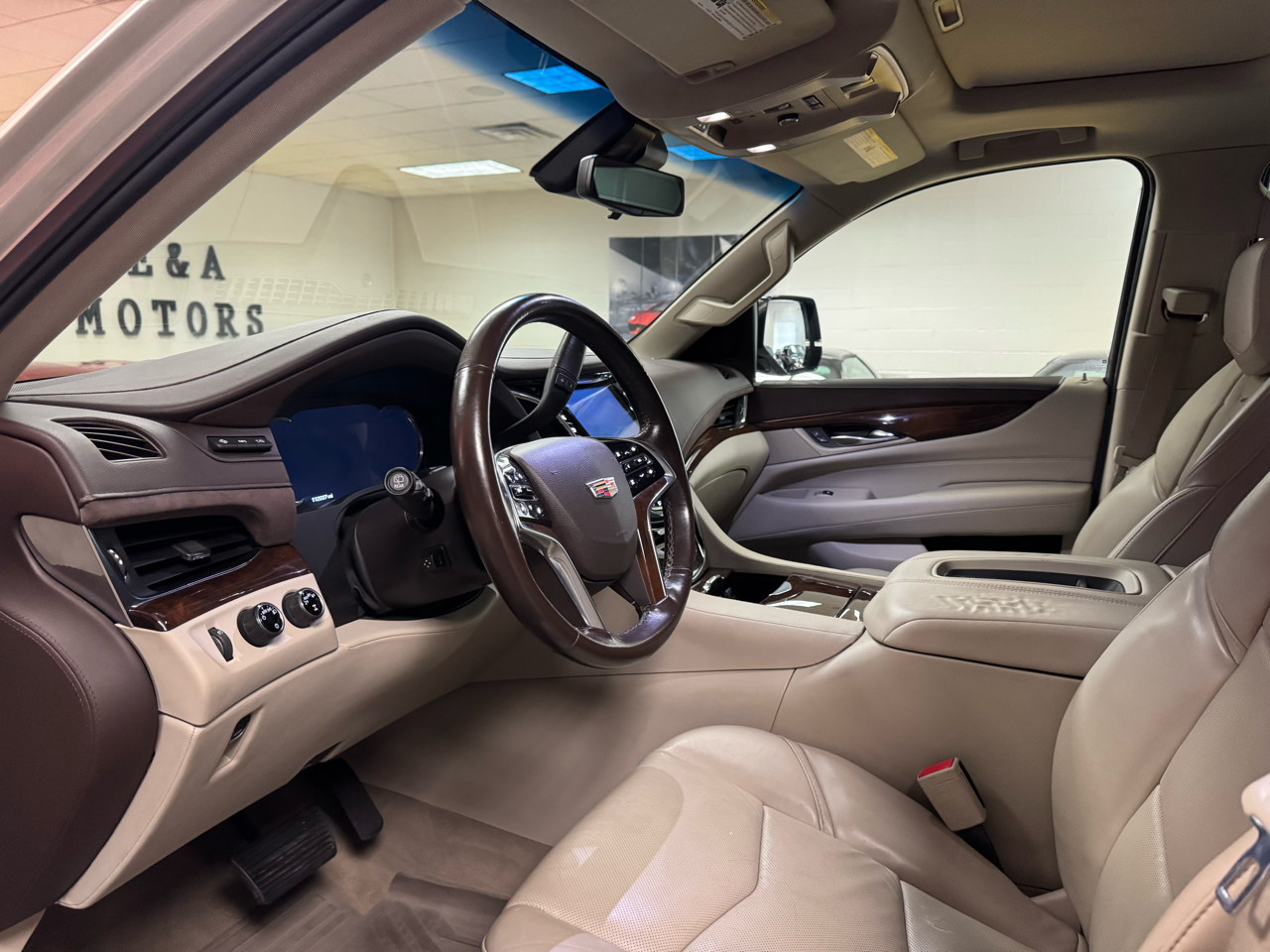 Cadillac Escalade  2017