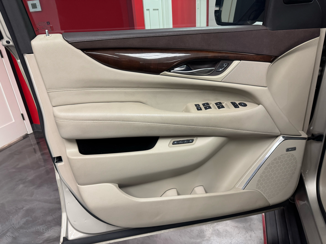 Cadillac Escalade  2017