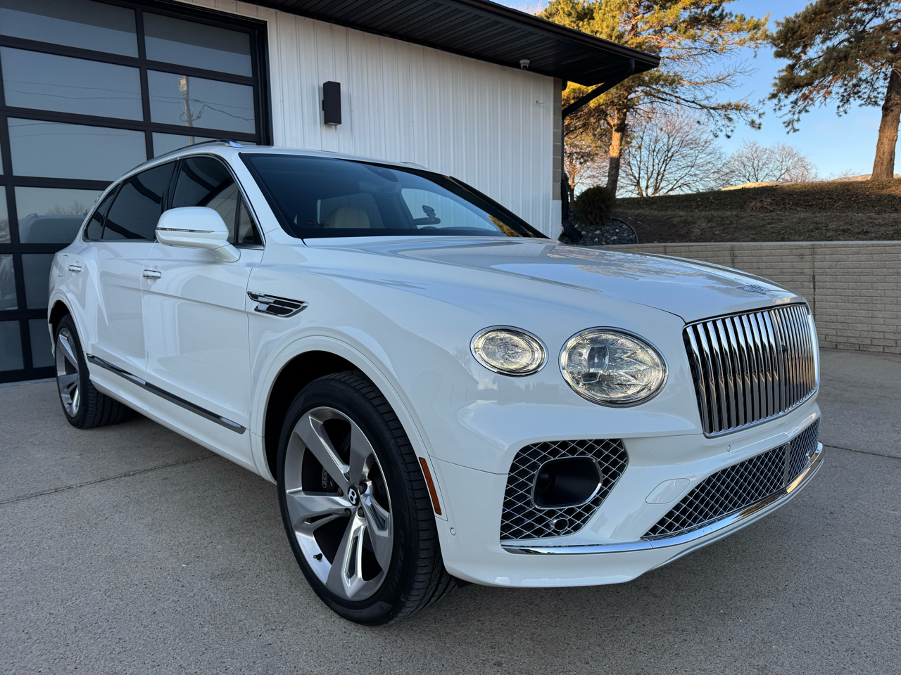 Bentley Bentayga EWB  2023