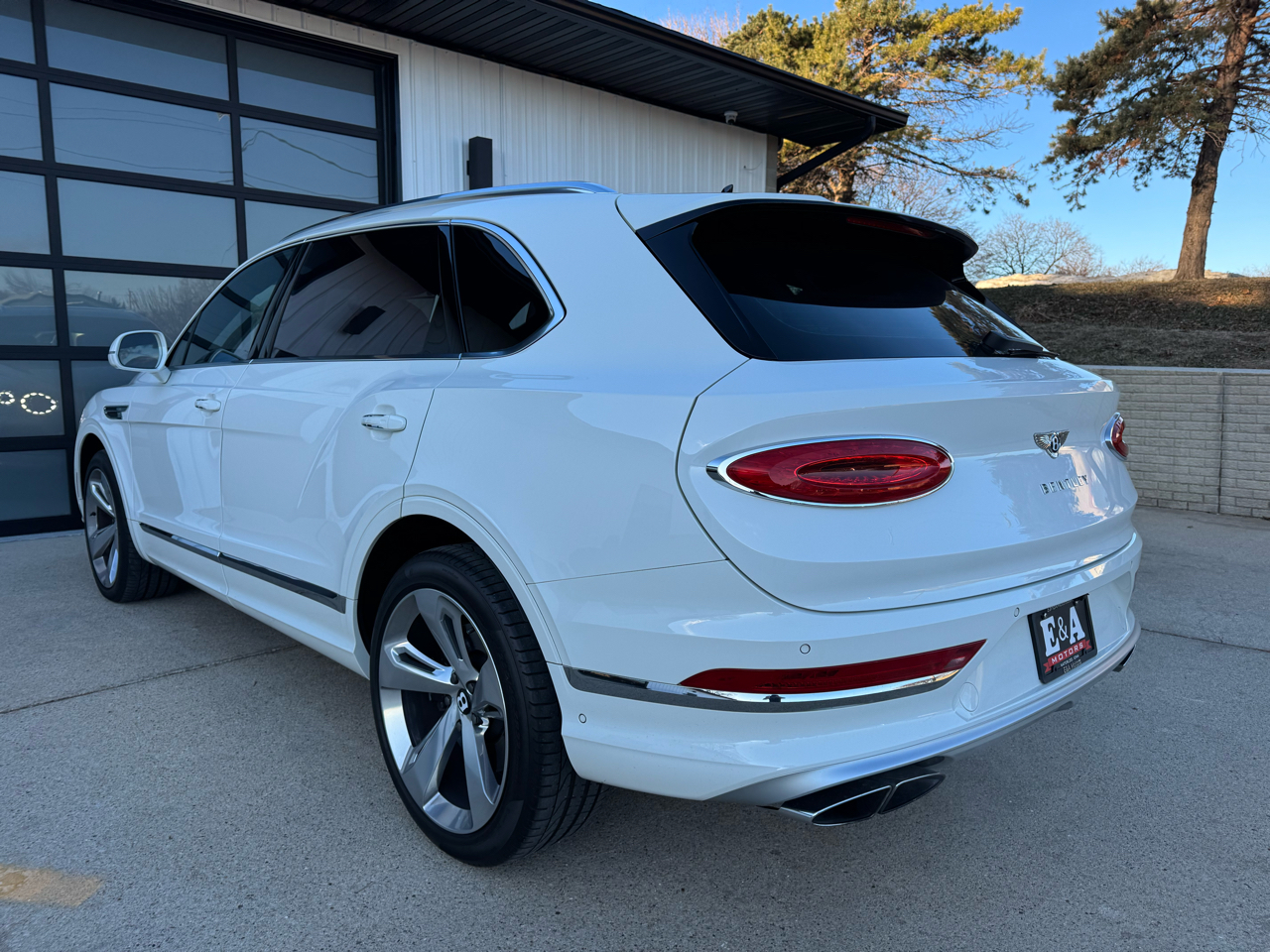 Bentley Bentayga EWB  2023