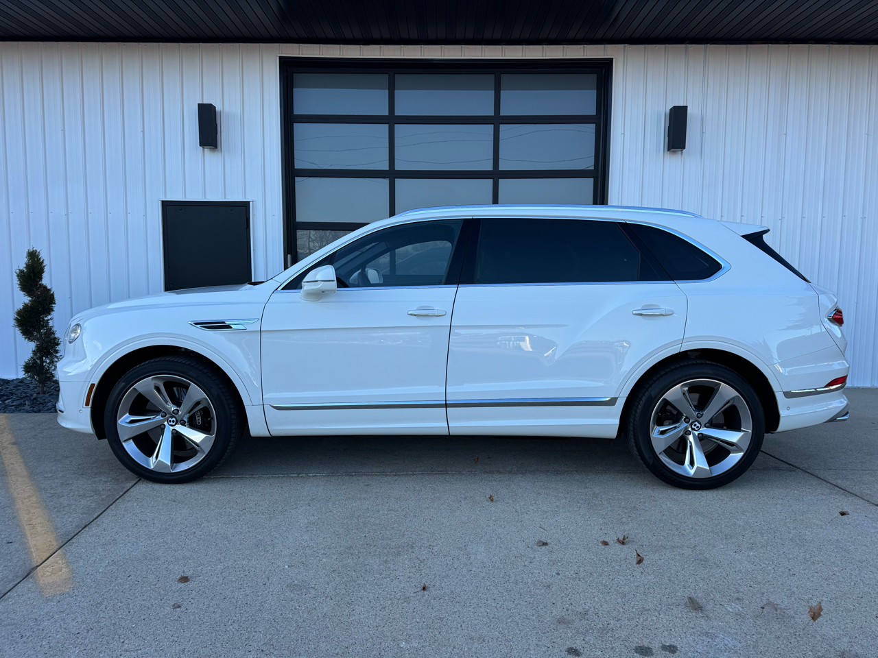 Bentley Bentayga EWB  2023